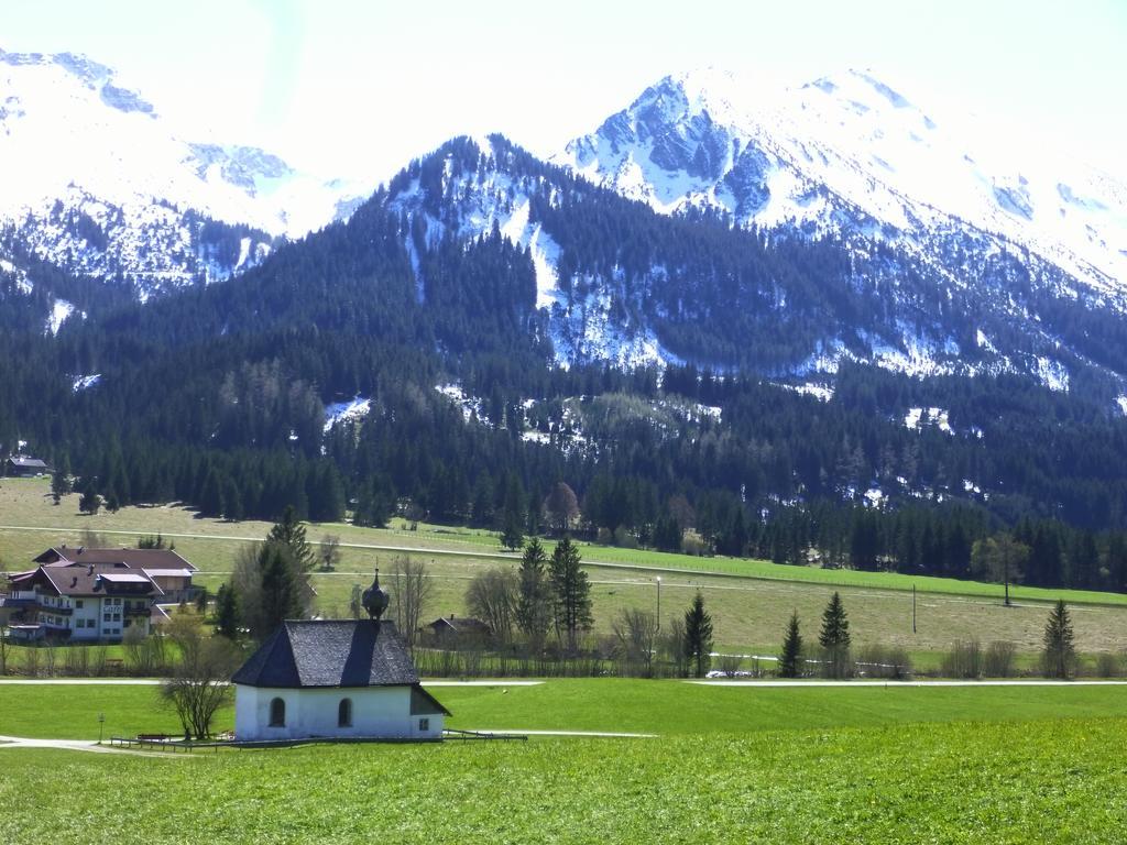 Haus Alpenland Tannheim Exterior photo